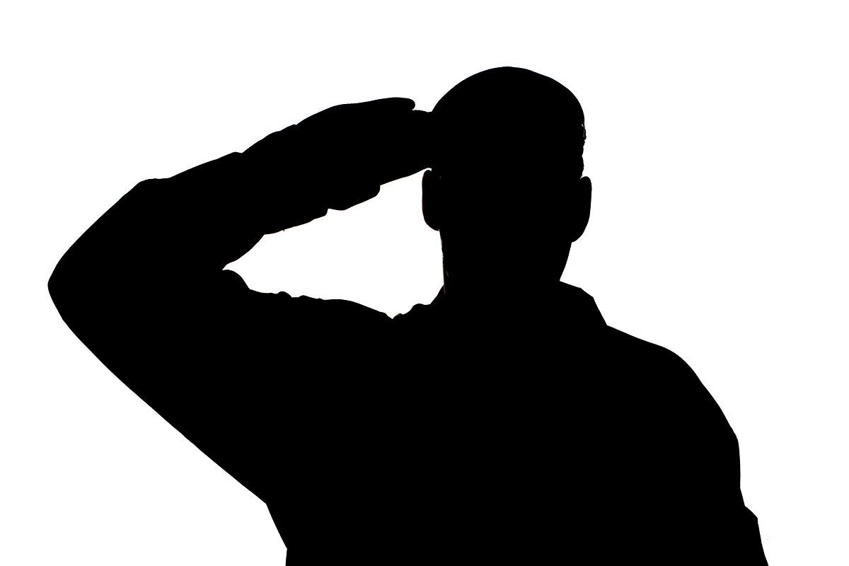 British_Army_Soldier_Saluting_MOD_45154892.jpg