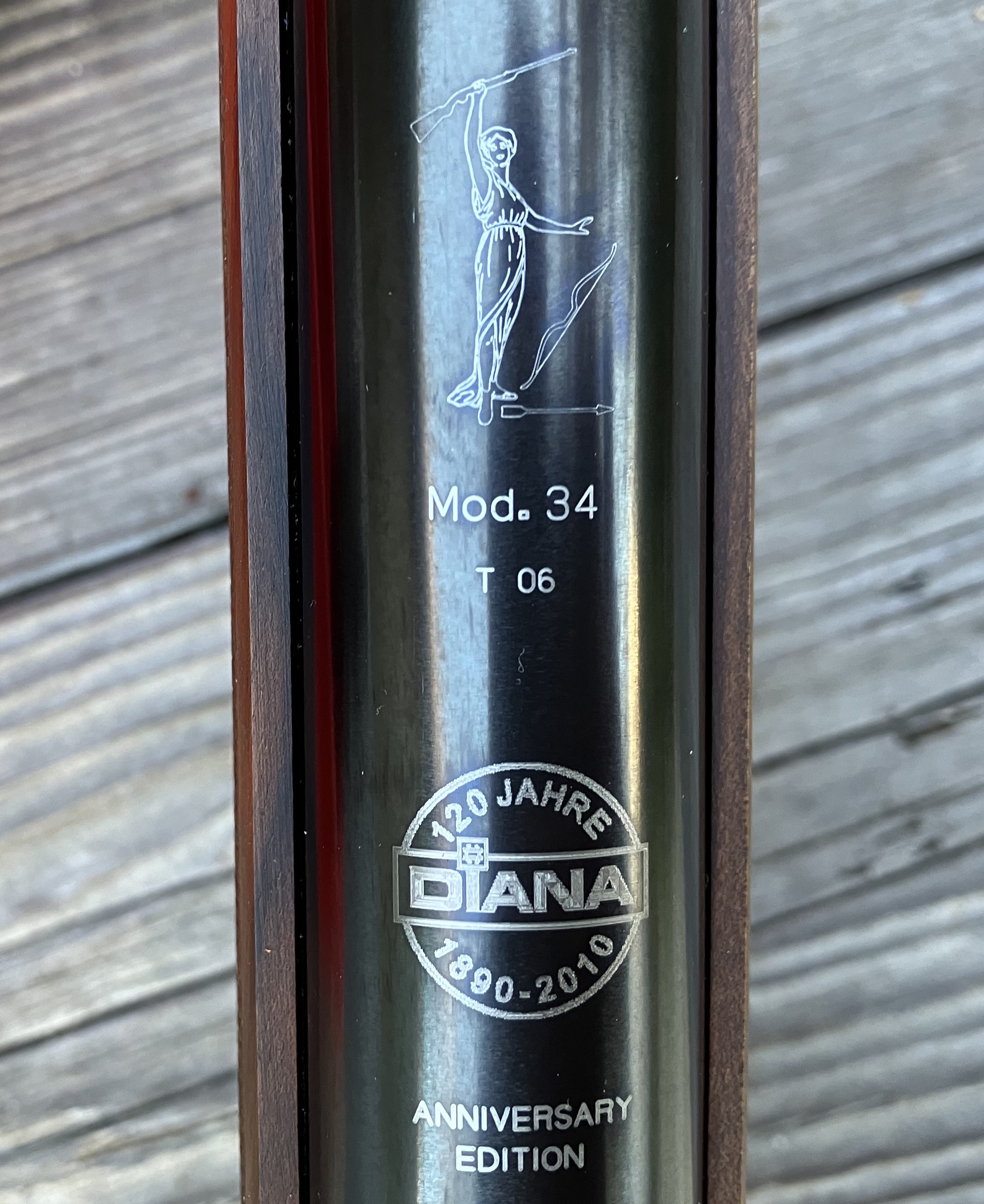 Diana 34 Anniversary Edition - 14.jpg