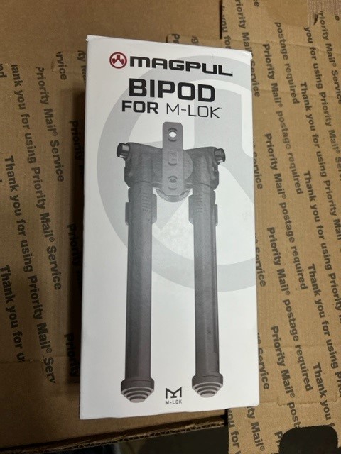 MAGPUL BiPod 1.jpg