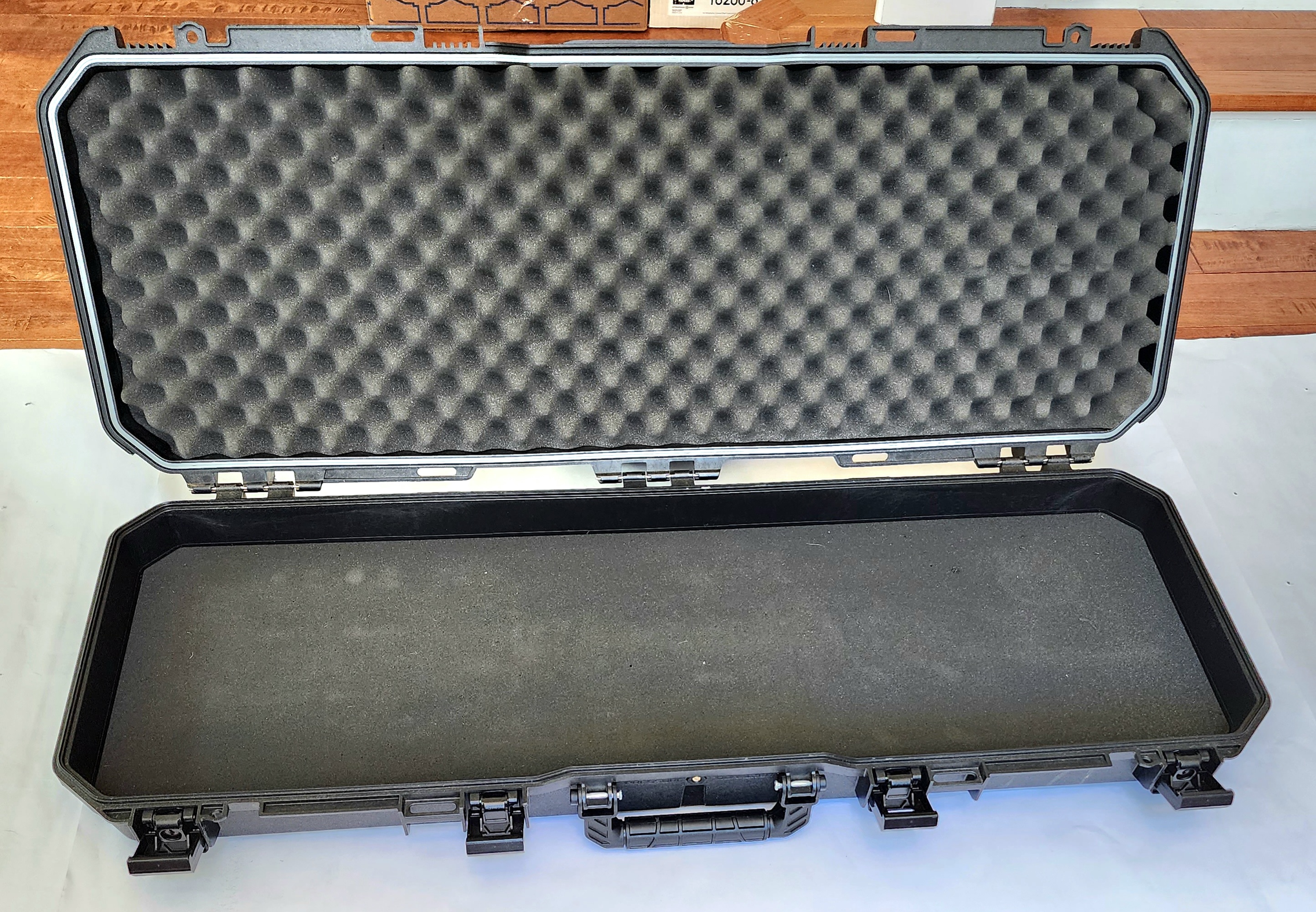 Plano hardshell case-1.jpg