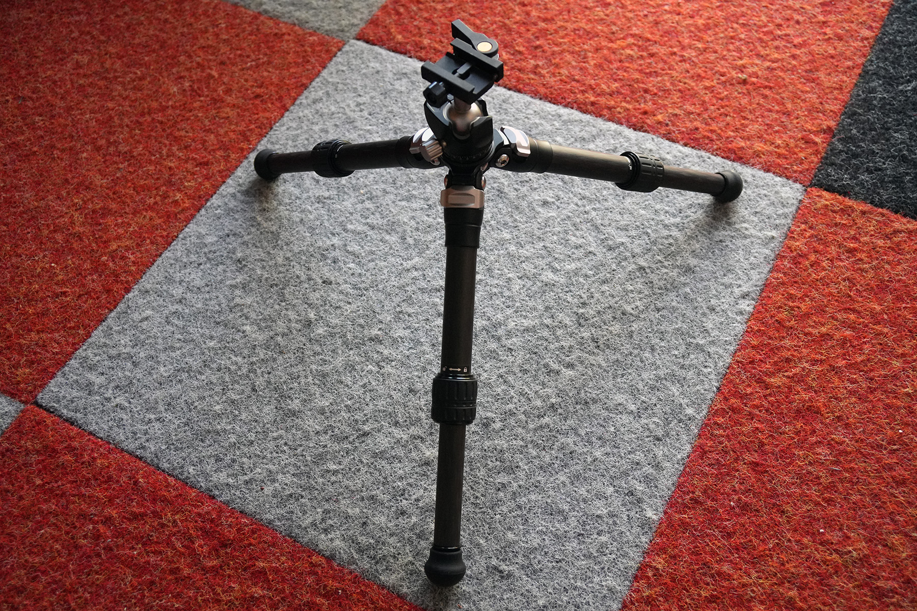 tripod3.jpg